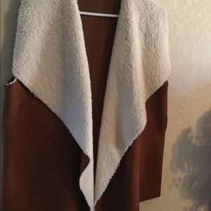 Cato Sherpa vest. Size 22/24.